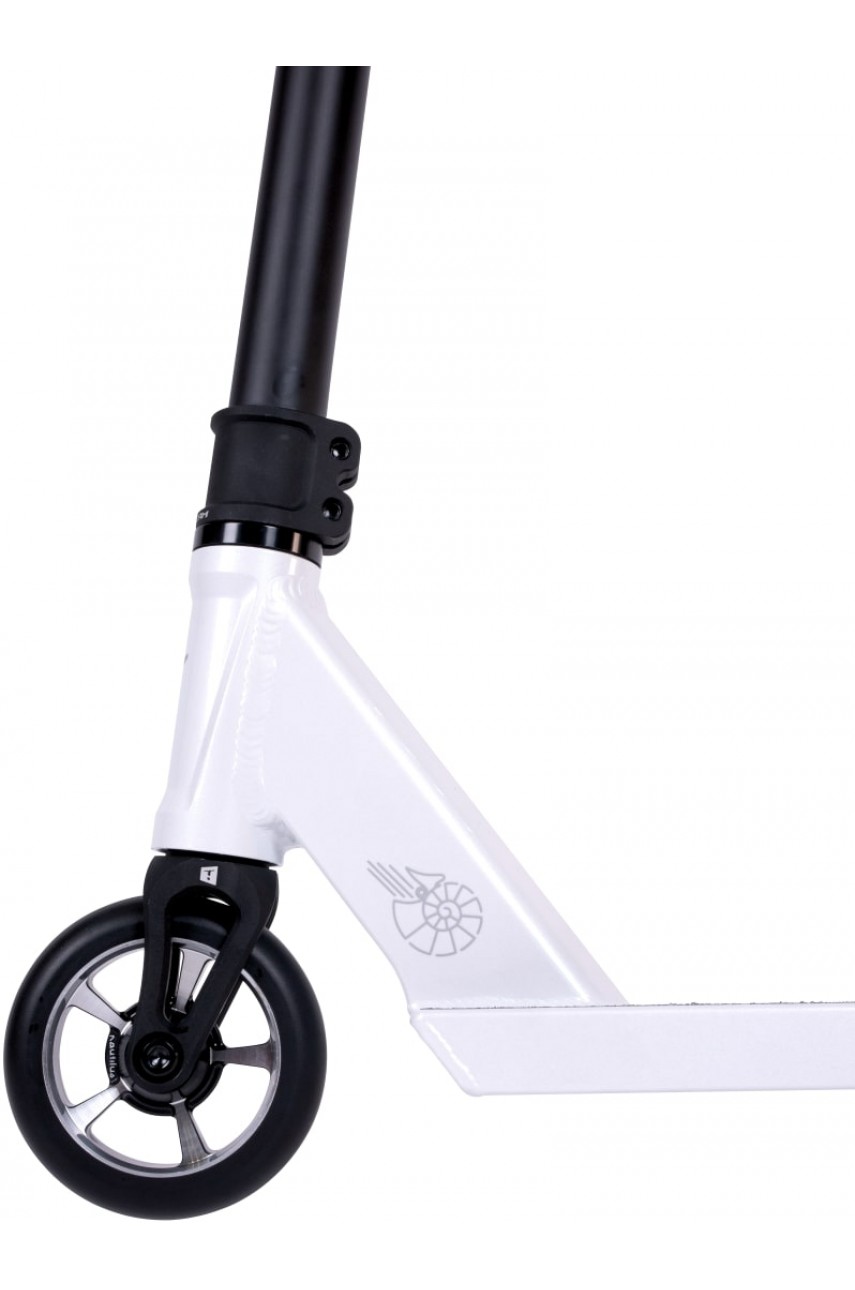 Самокат трюковой TECH TEAM Nautilus white 1/4 NN013759 модель NN013759 от Tech Team